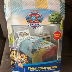 Paw Patrol Twin Comforter in Blue, Yellow, Red